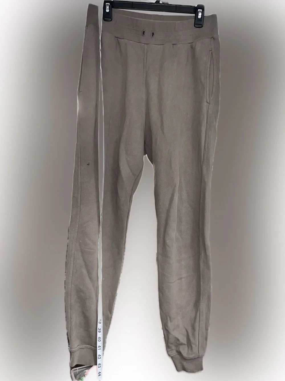 John Elliott Taupe Slim Sweatpants in gold size 4 euc joggers sweats vintage